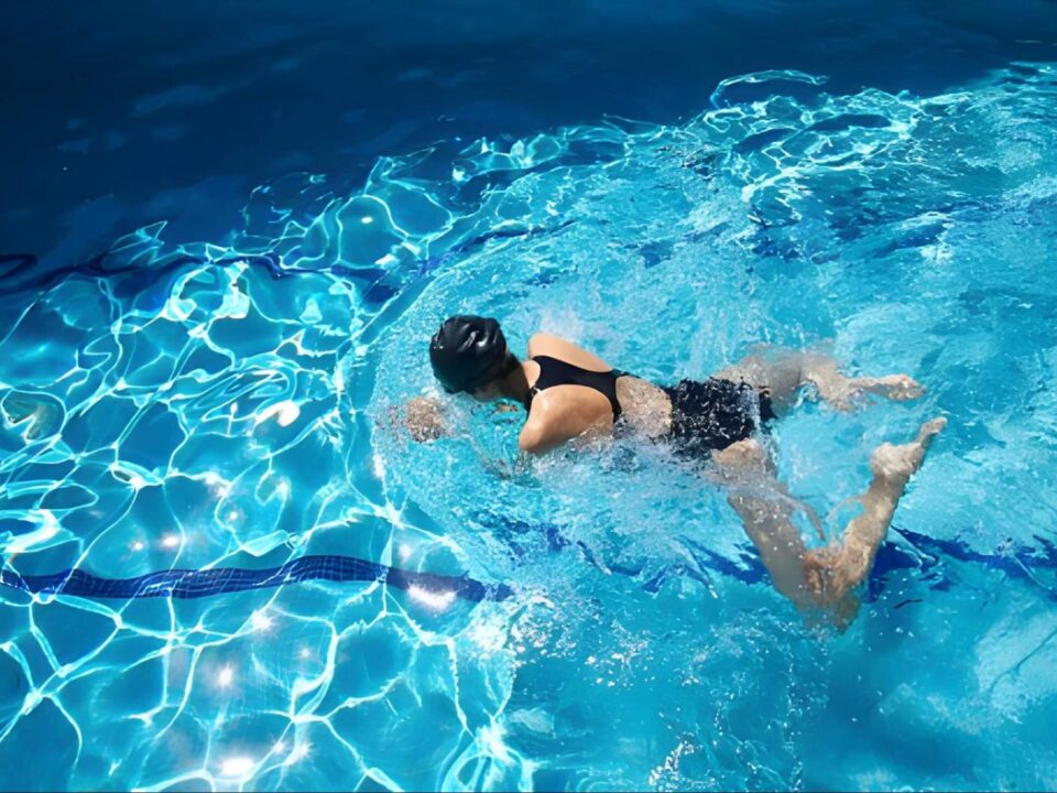 Breaststroke Swimming: Tips, Techniques, and Benefits